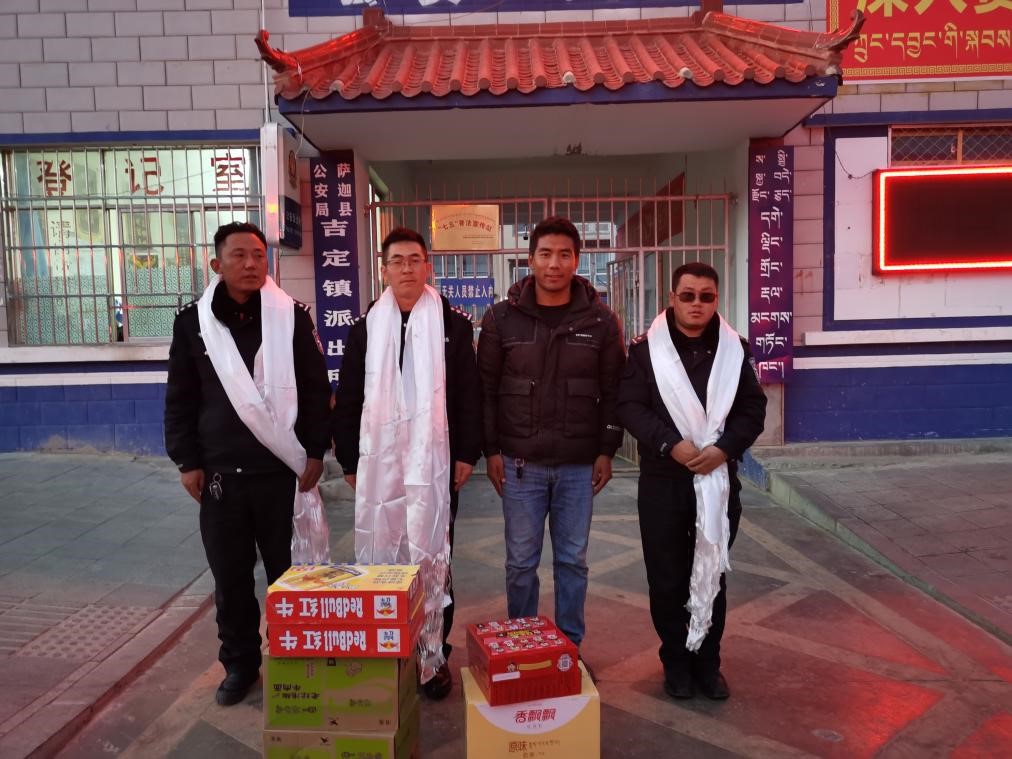 點贊！西藏圣凈環(huán)保服務(wù)有限公司送去的這份愛心